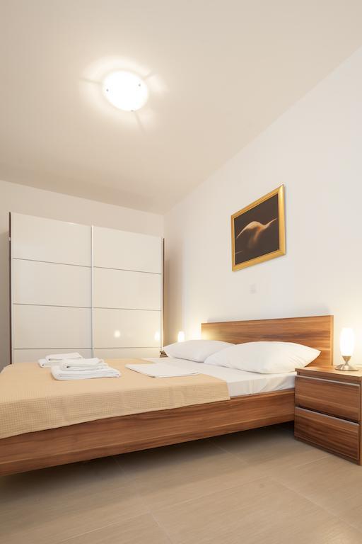 Apartments Lofiel Novalja Chambre photo